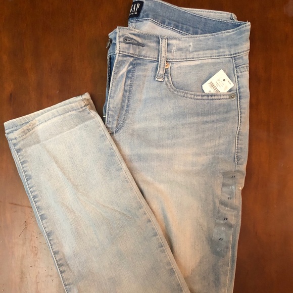 GAP Pants - Gap size 27 True Skinny jeans